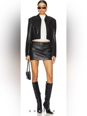 NWOT - SUPERDOWN Faux Leather Mini Skirt – Black – Size Medium